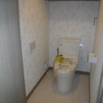 千葉市緑区K様邸でトイレと給湯器を交換しました。