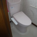 千葉市中央区K様邸でウォシュレットの交換工事を行いました。
