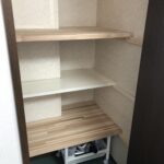 千葉市花見川区H様邸で押入の棚を2枚増やしました。 千葉市花見川区H様邸で押入の棚を2枚増やしました。