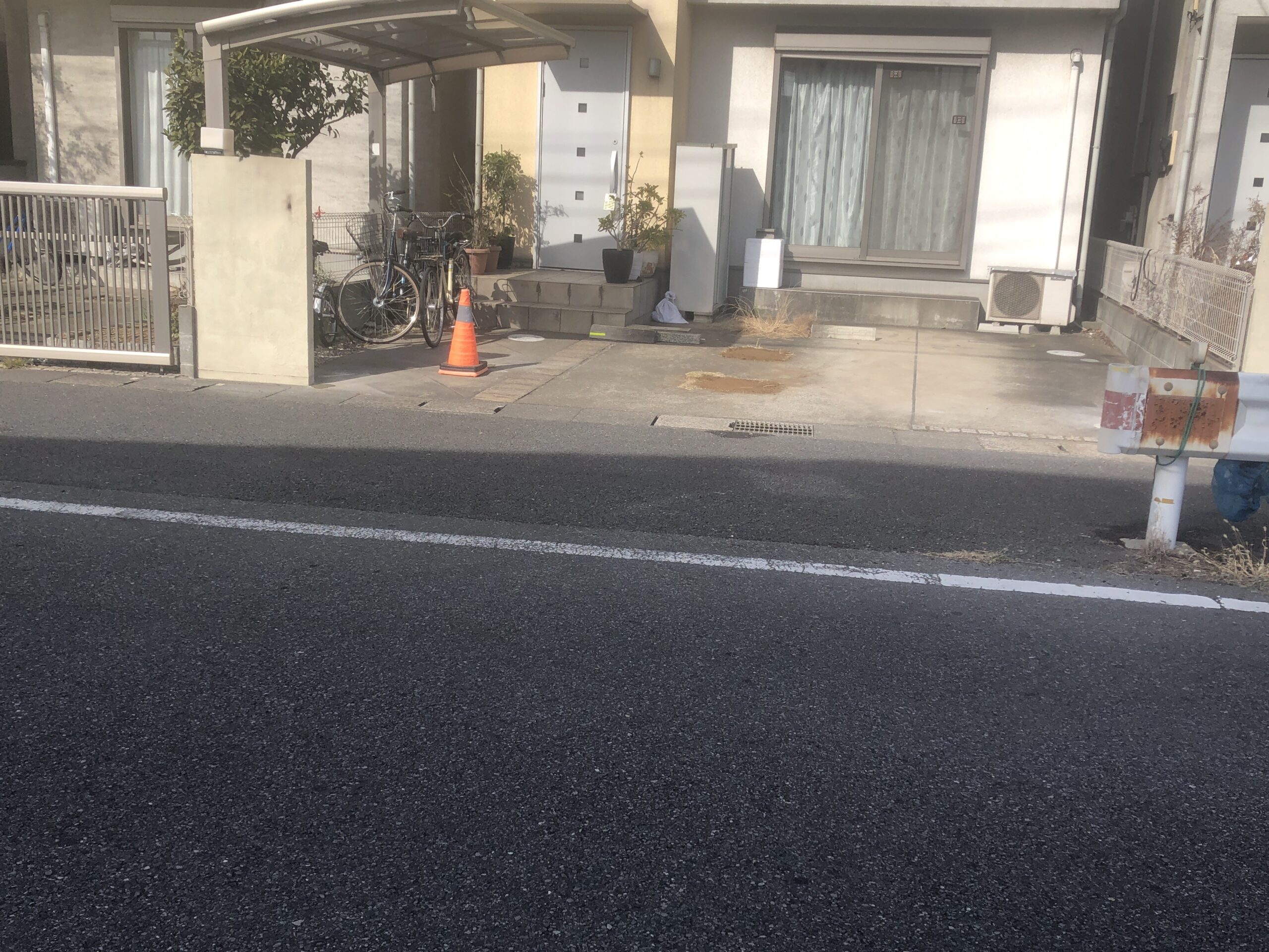 千葉市美浜区M様邸で跳ね上げ門扉を撤去しました。