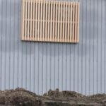 千葉市若葉区M様宅で木製の面格子を取り付けました。 千葉市若葉区M様宅で木製の面格子を取り付けました。