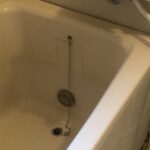千葉市若葉区K様貸家で浴槽の栓を交換しました。