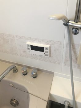 浴室のスイッチ